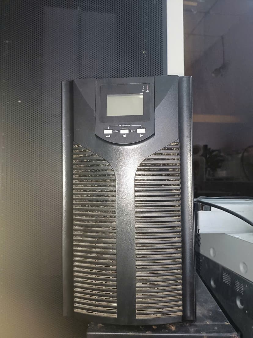 ups-hiwin-3kva-2700w